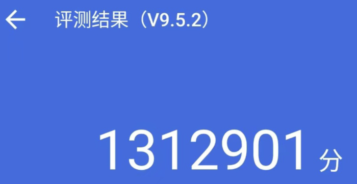 Moto X40跑分突破131万+